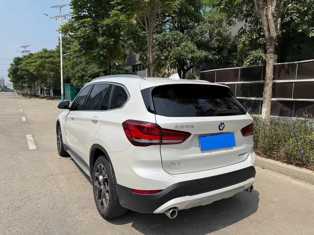 BMW X1 — миниатюра 9