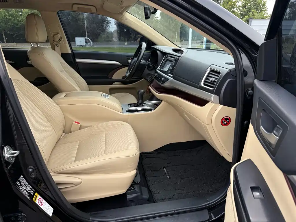 Toyota Highlander — миниатюра 14