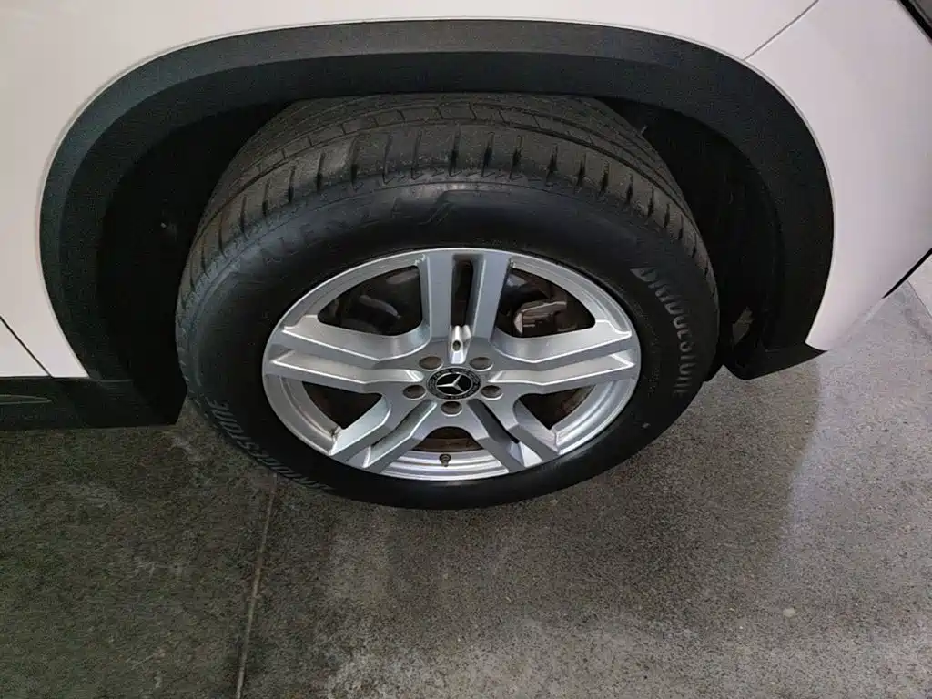 Mercedes-Benz GLA — миниатюра 12