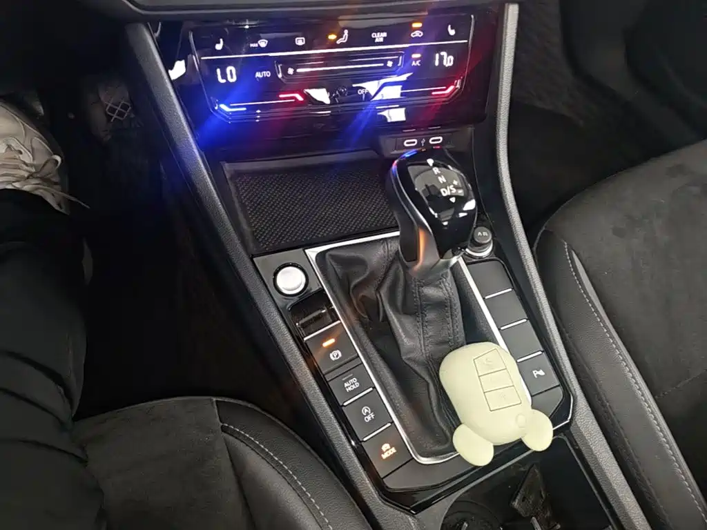 Volkswagen Sagitar — миниатюра 14