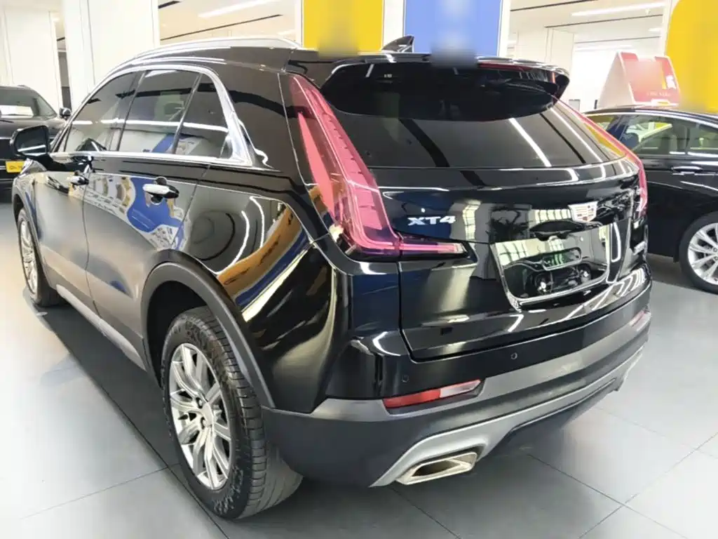 Cadillac XT4 — миниатюра 5