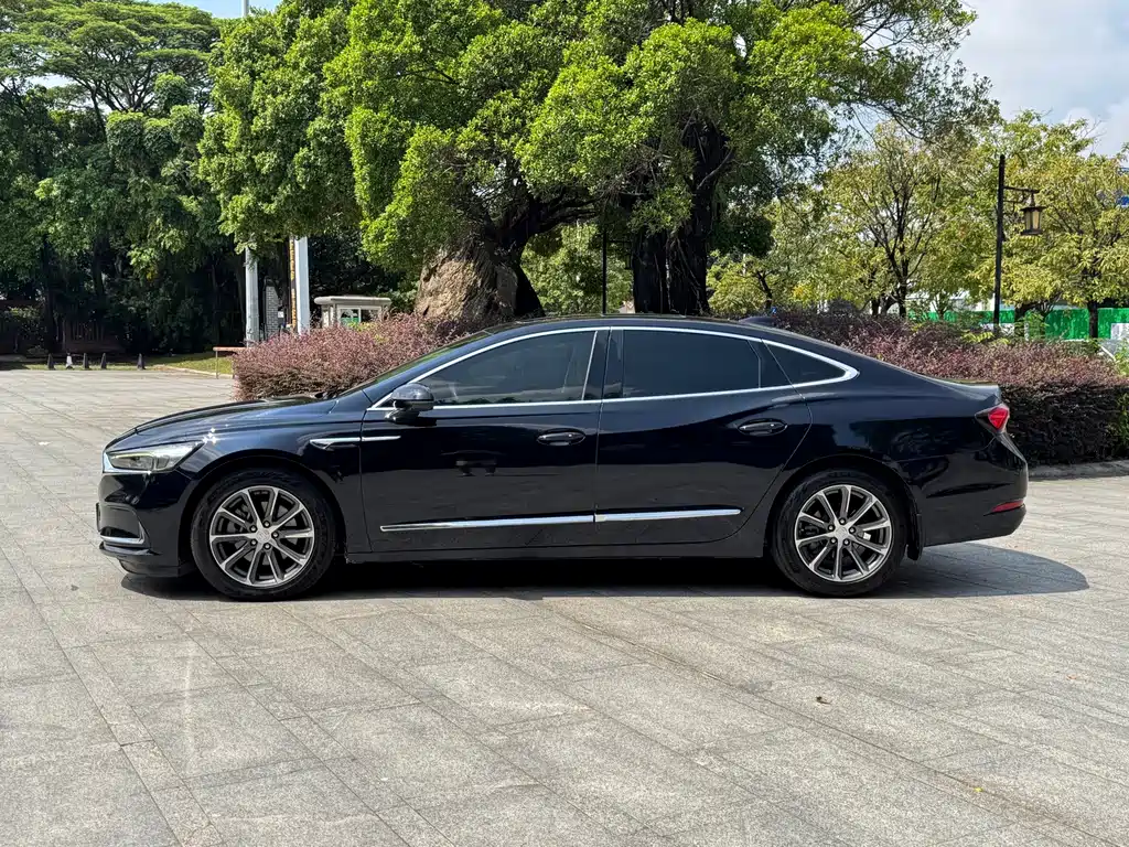 Buick LaCrosse — миниатюра 4