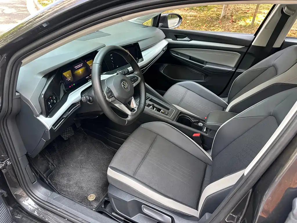 Volkswagen Golf — миниатюра 9