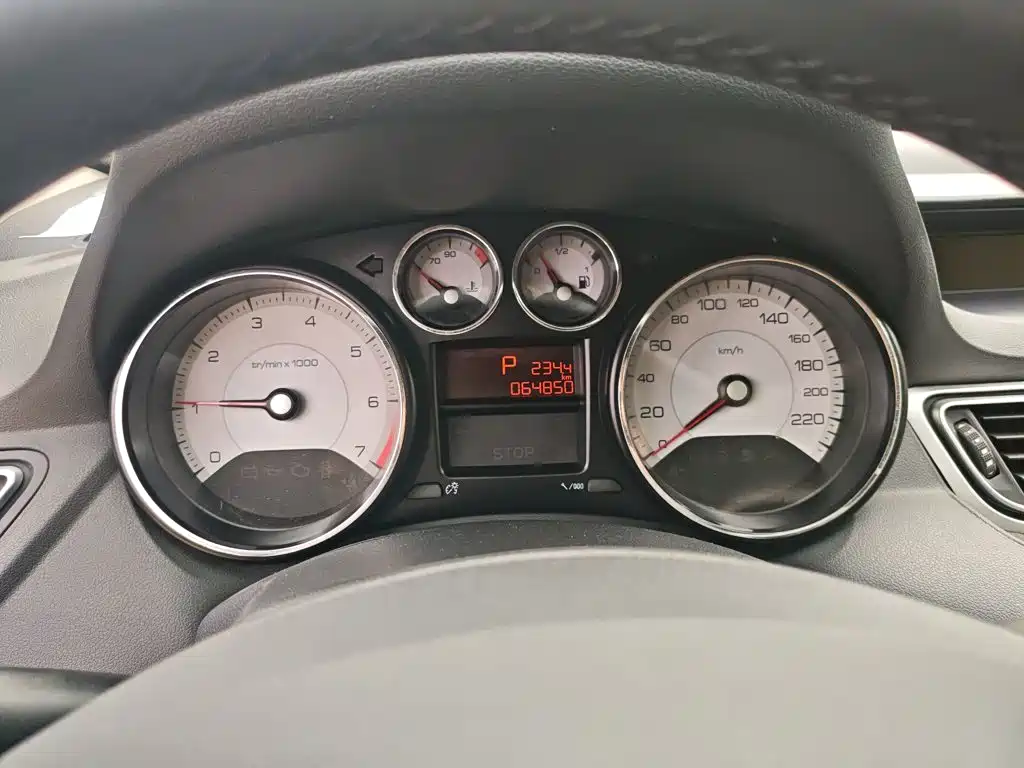 Peugeot 308 — миниатюра 8