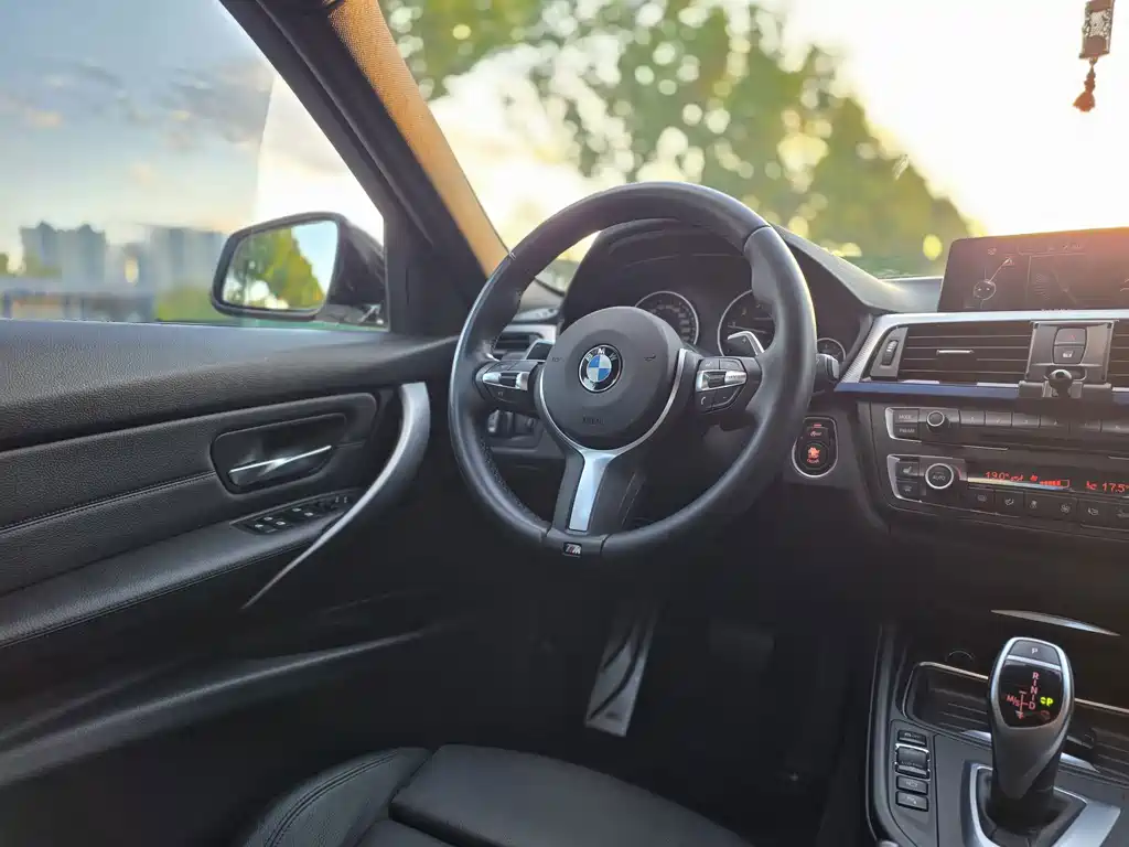 BMW 3 Series (Import) — миниатюра 13