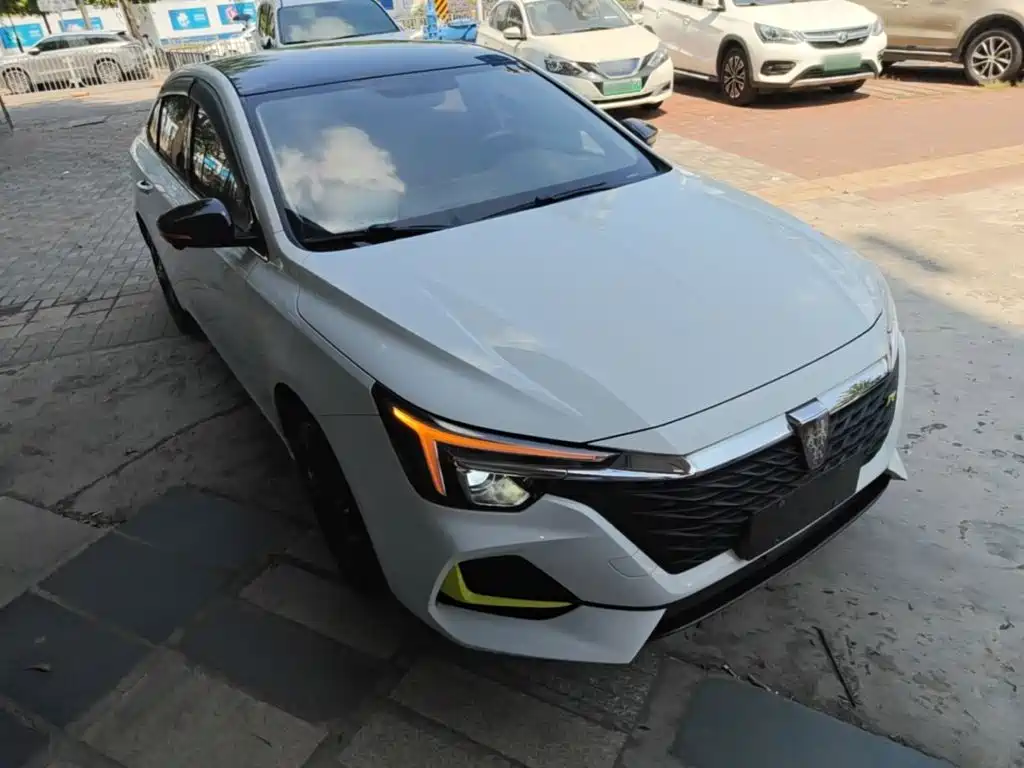 Roewe i6 MAX New Energy — миниатюра 4