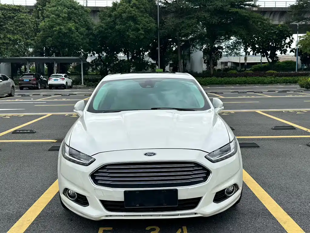 Ford Mondeo — миниатюра 2