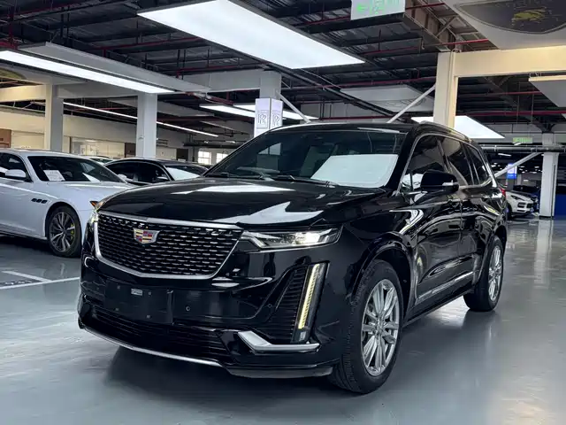 2022 Cadillac XT6