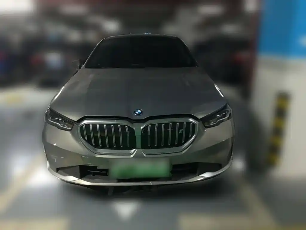 BMW i5 — миниатюра 2