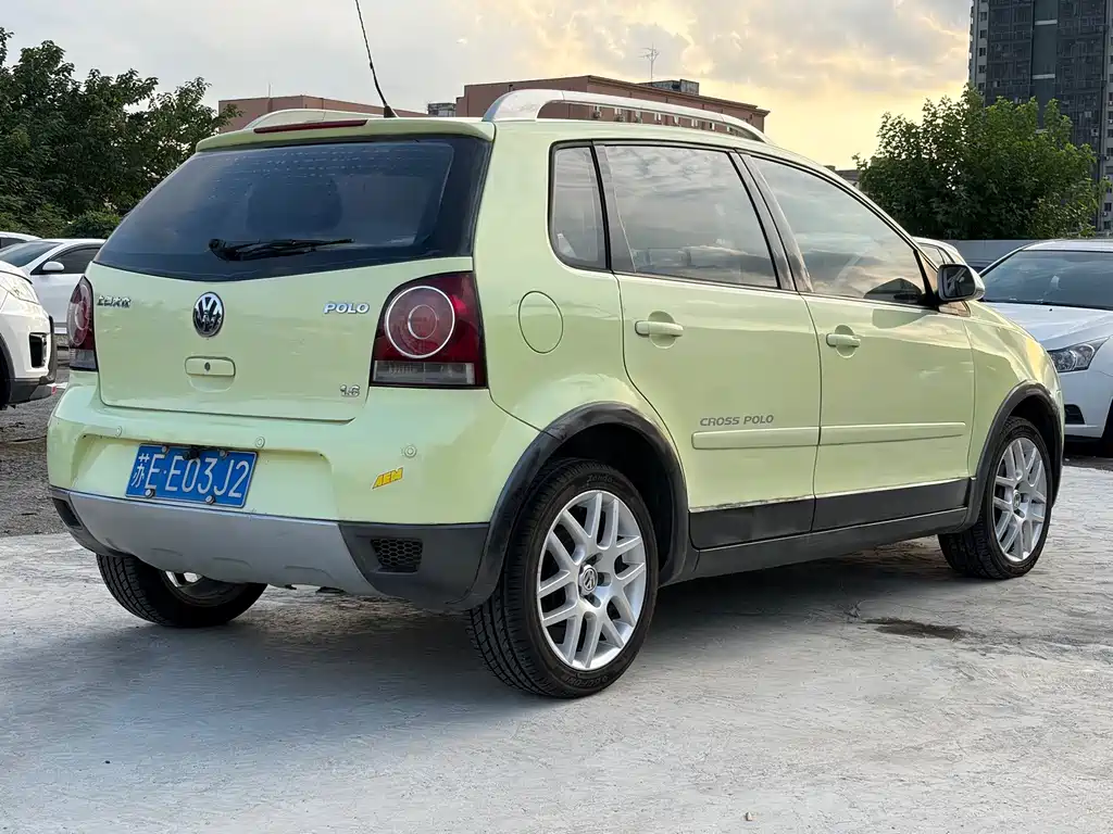 Volkswagen Polo — миниатюра 5