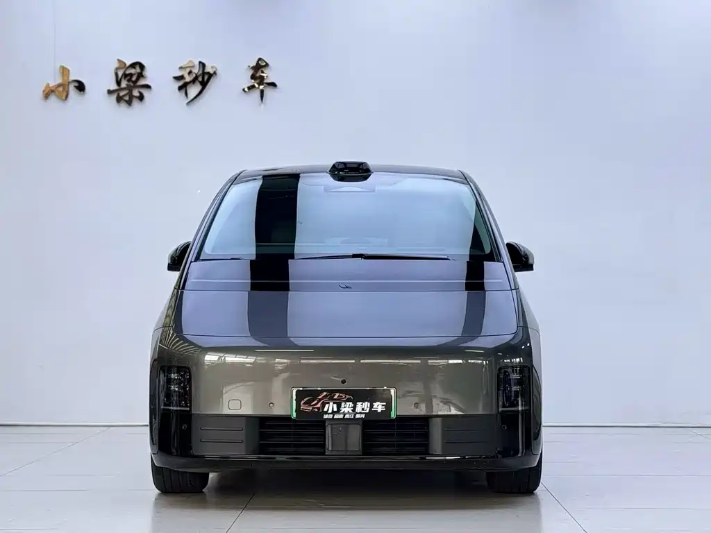 Li Auto Li MEGA — миниатюра 2