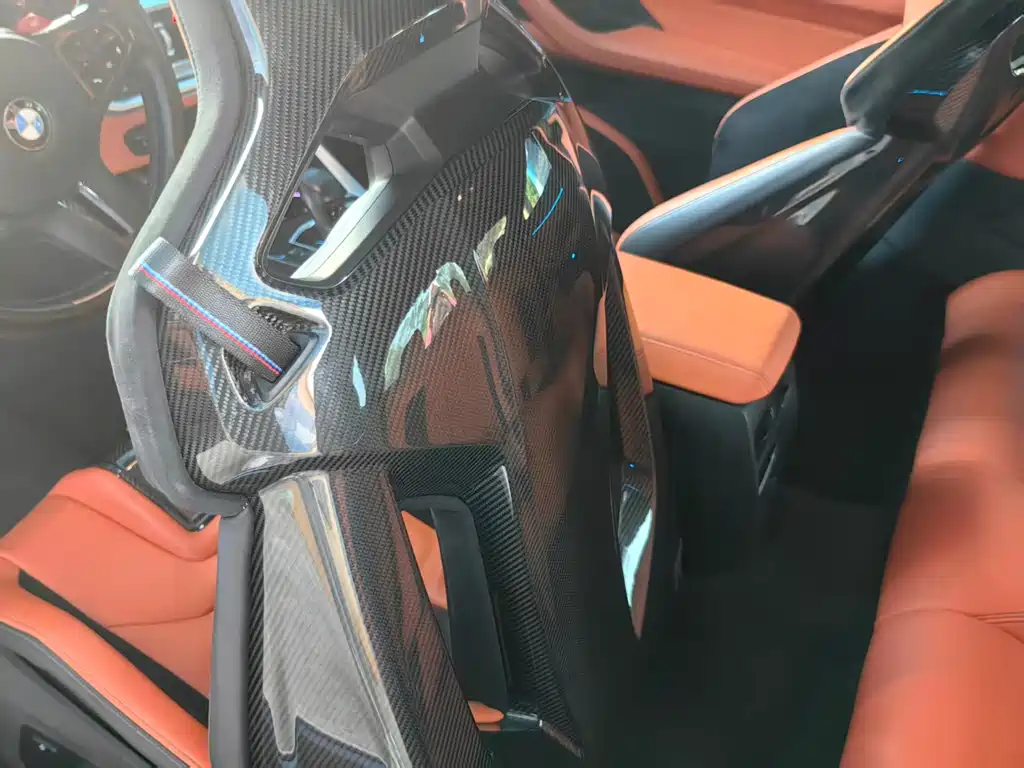 BMW M4 — миниатюра 6