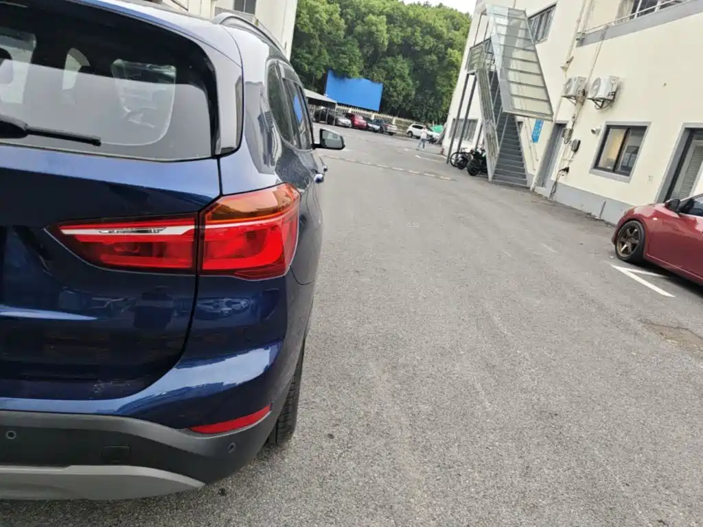 BMW X1 — миниатюра 8