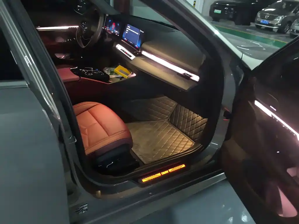 BMW i5 — миниатюра 19