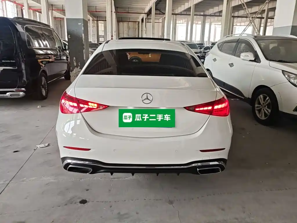 Mercedes-Benz C-Class — миниатюра 6