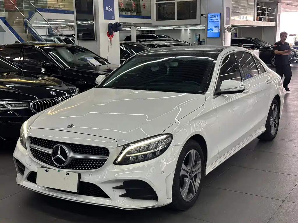 Mercedes-Benz C-Class 2020
