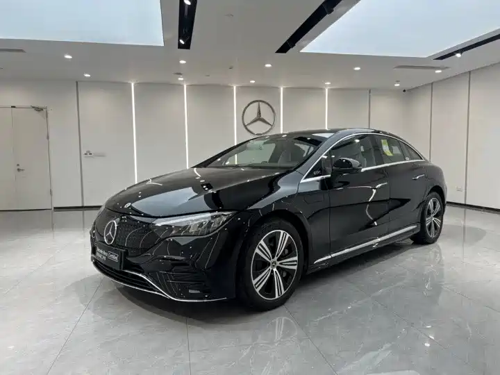 Mercedes-Benz EQE 2025