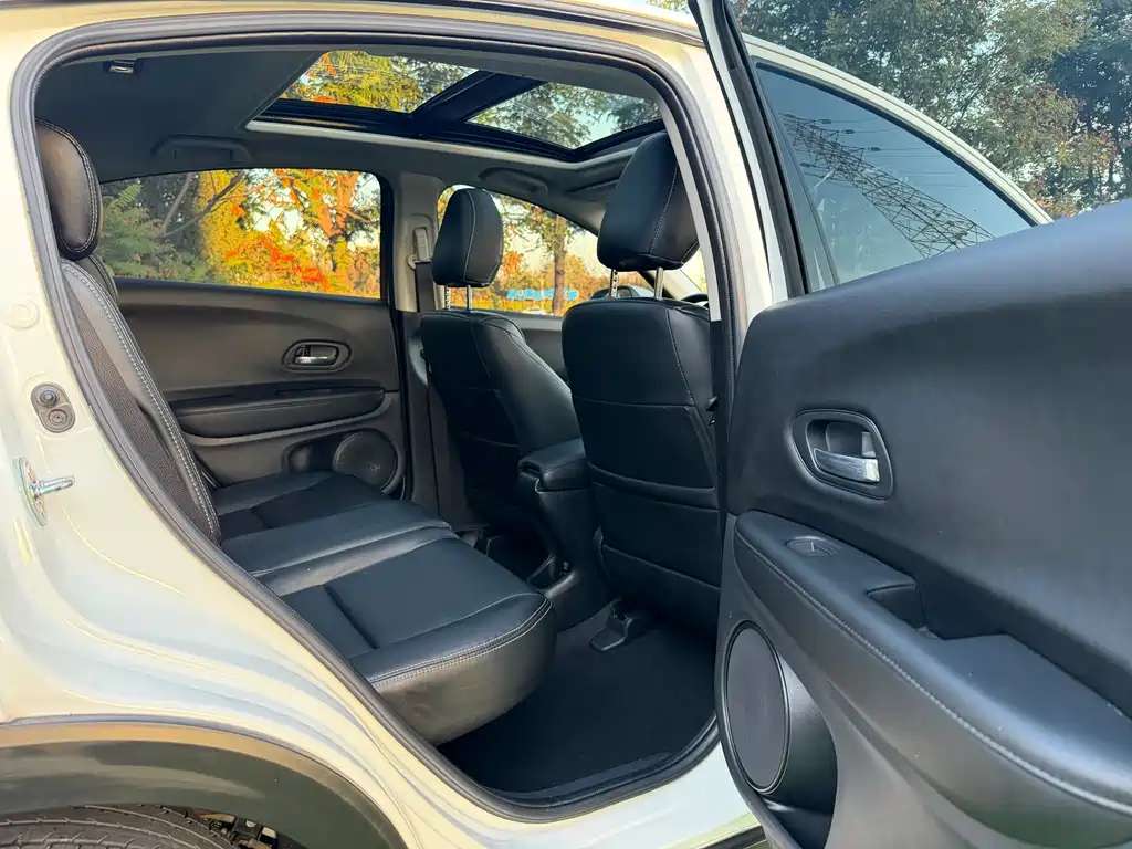 Honda Vezel — миниатюра 12