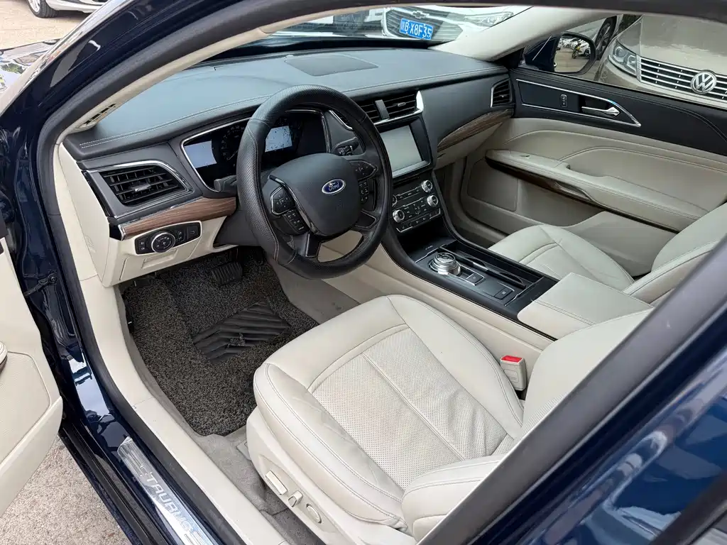 Ford Taurus — миниатюра 4