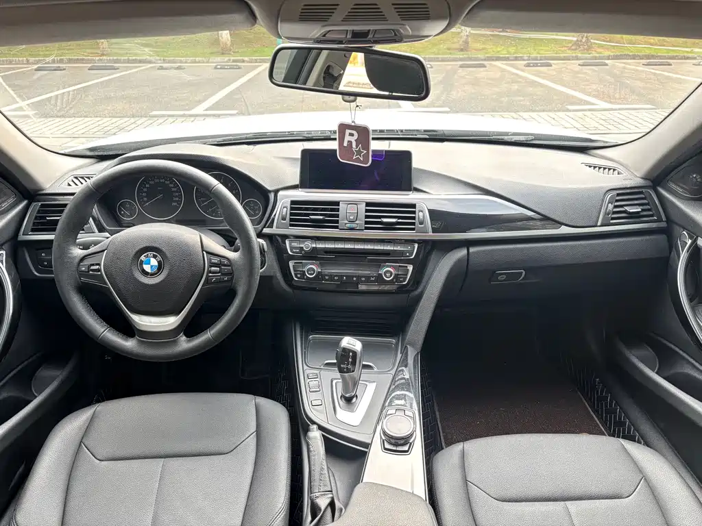 BMW 3 Series — миниатюра 6