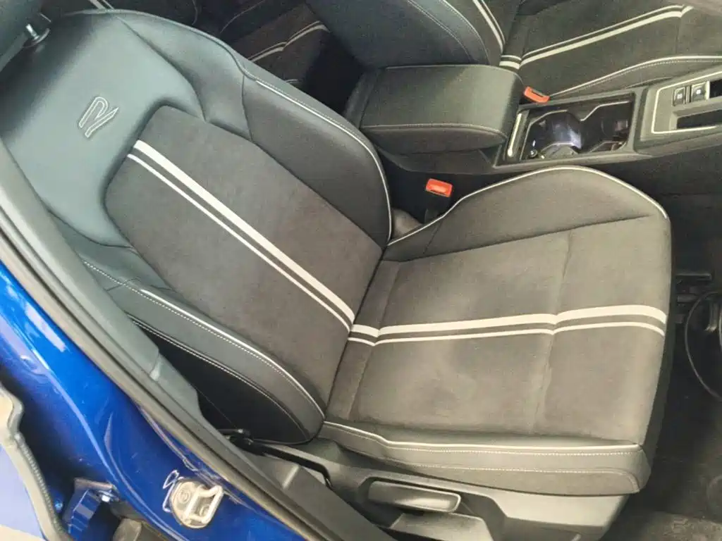 Volkswagen Golf — миниатюра 25