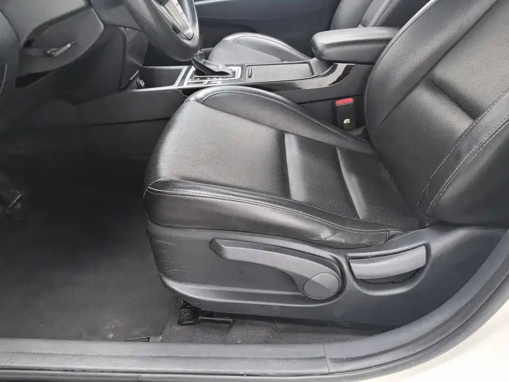 Hyundai Mistra — миниатюра 20