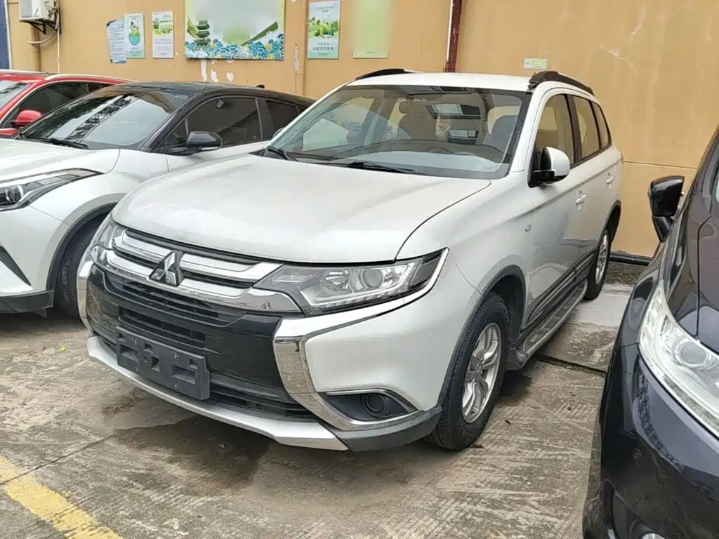 Mitsubishi Outlander 2016 2.0L 2WD Elegant Edition 5 seats
