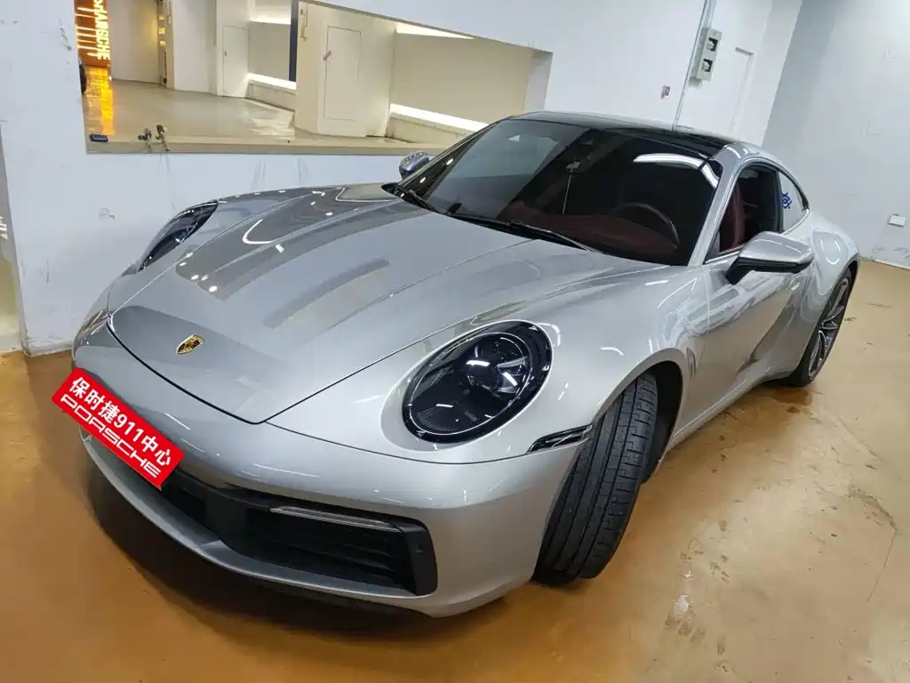 Porsche 911 2021