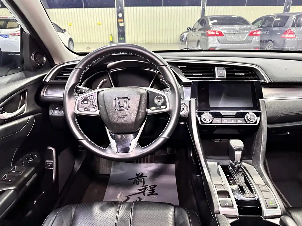 Honda Civic — миниатюра 8