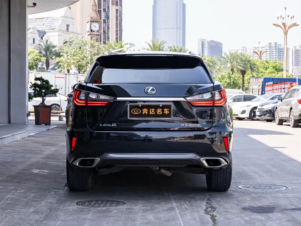 Lexus RX — миниатюра 5