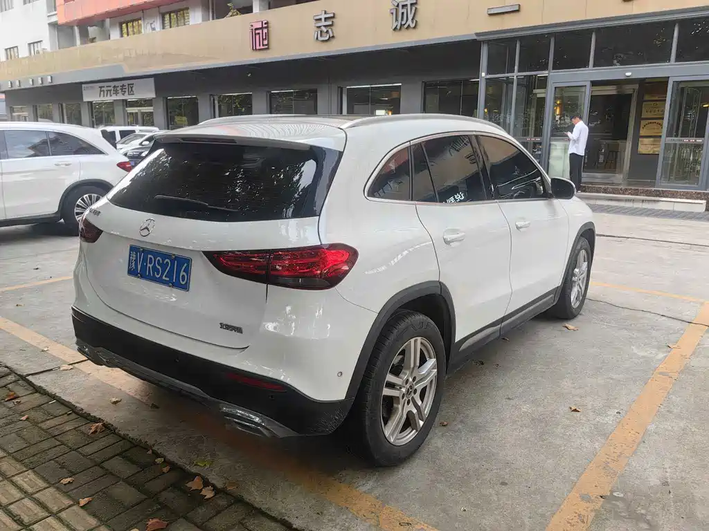 Mercedes-Benz GLA — миниатюра 2