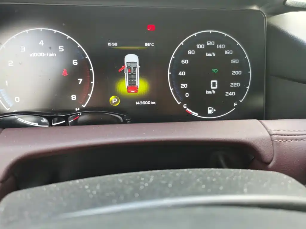 Geely Haoyue 2022 1.8TD DCT Luxury 7 мест