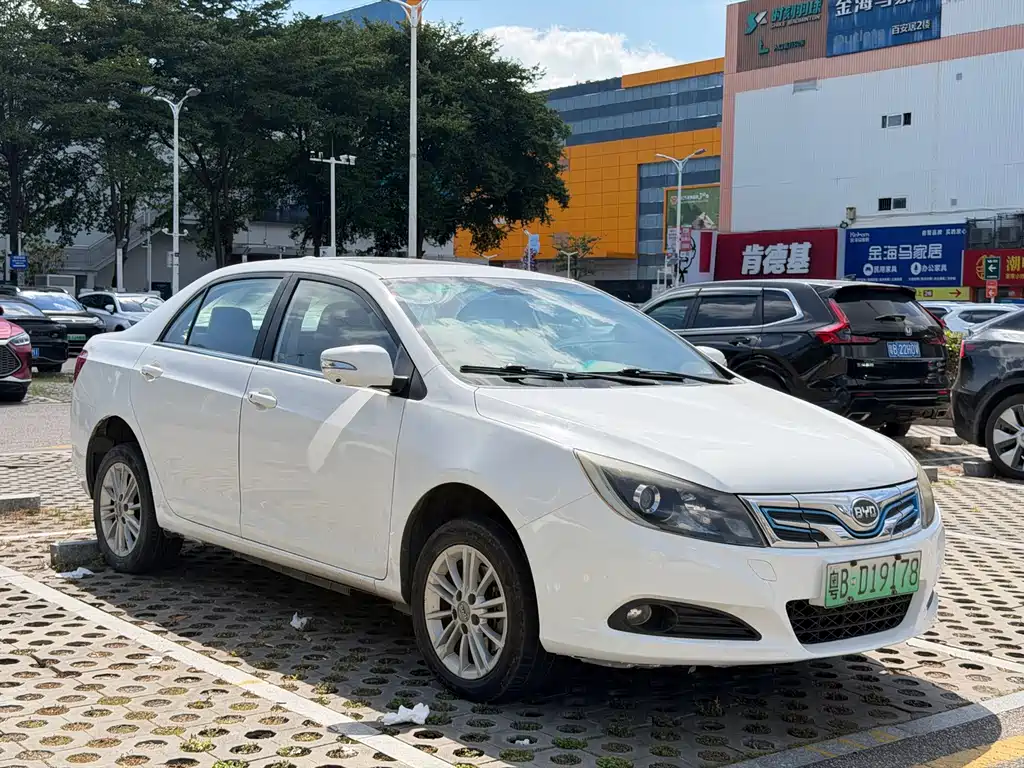 BYD e5 — миниатюра 3