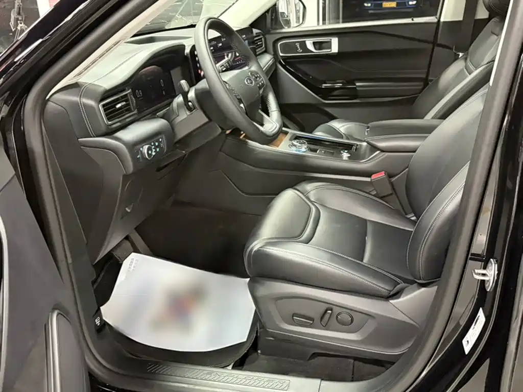 Ford Explorer — миниатюра 16