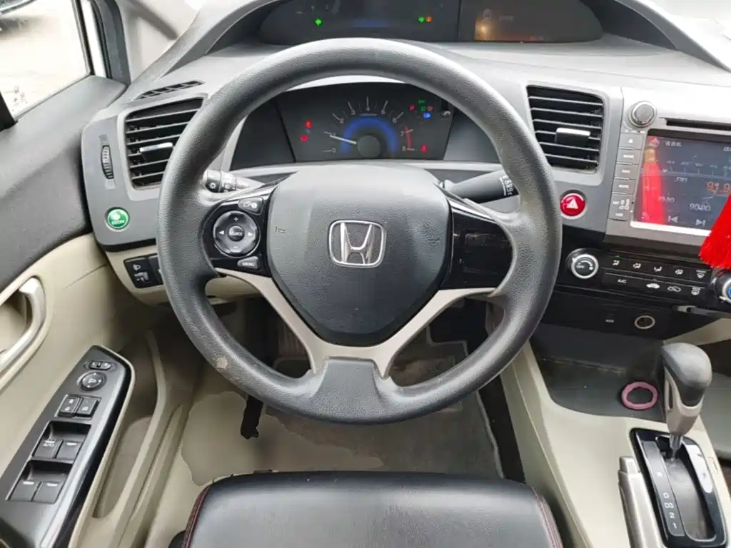 Honda Civic — миниатюра 11