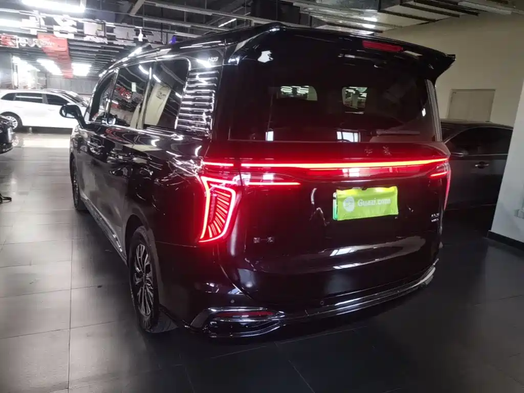 Hongqi HQ9 PHEV 2024 2.0T Luxury