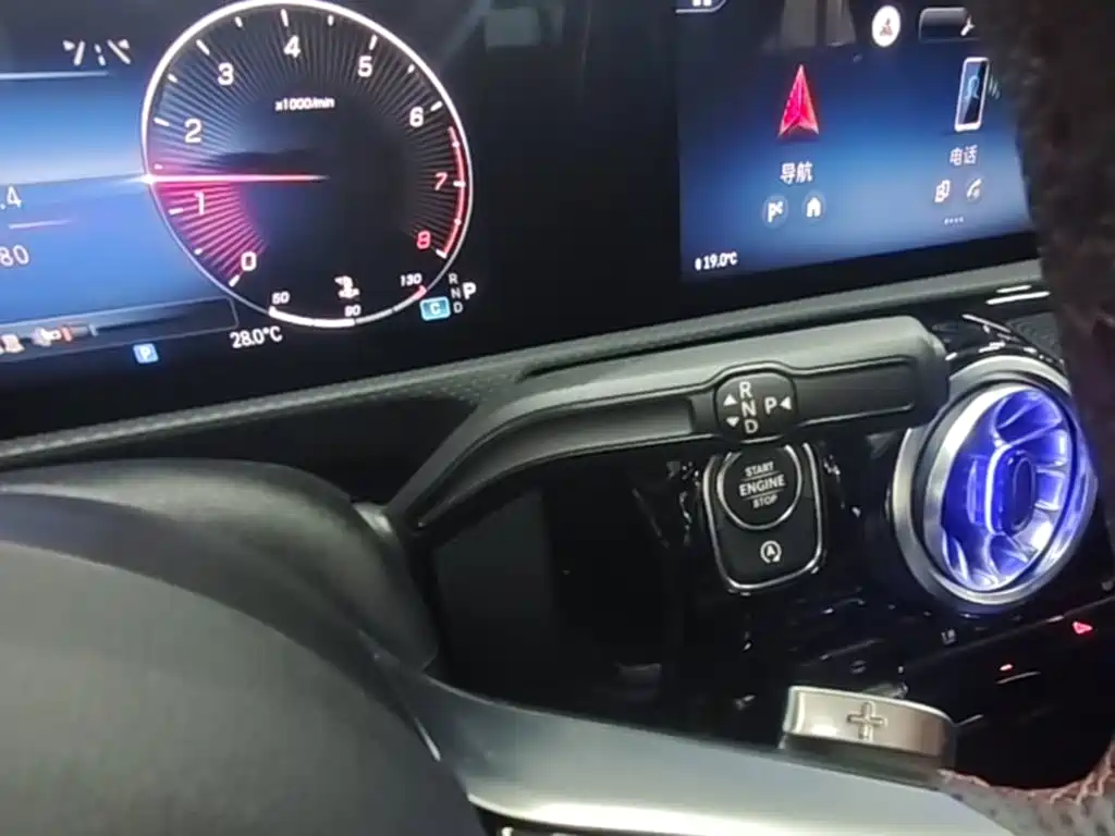 Mercedes-Benz A-Class — миниатюра 14
