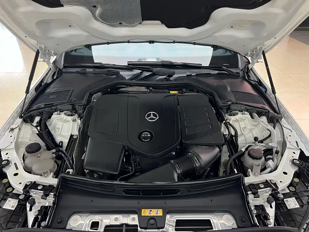Mercedes-Benz C-Class — миниатюра 23