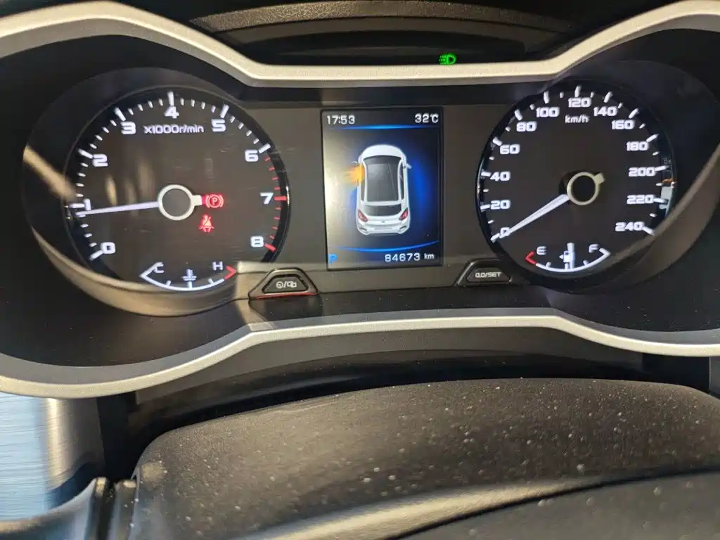 Geely Emgrand GS — миниатюра 8