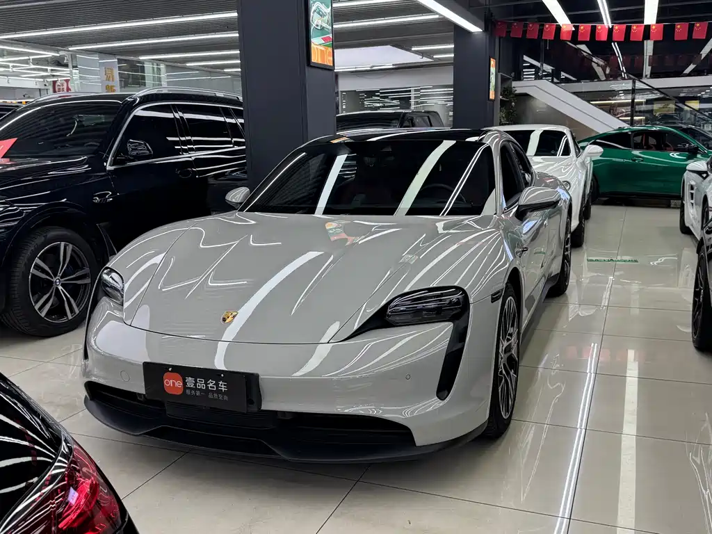 Porsche Taycan — миниатюра 2