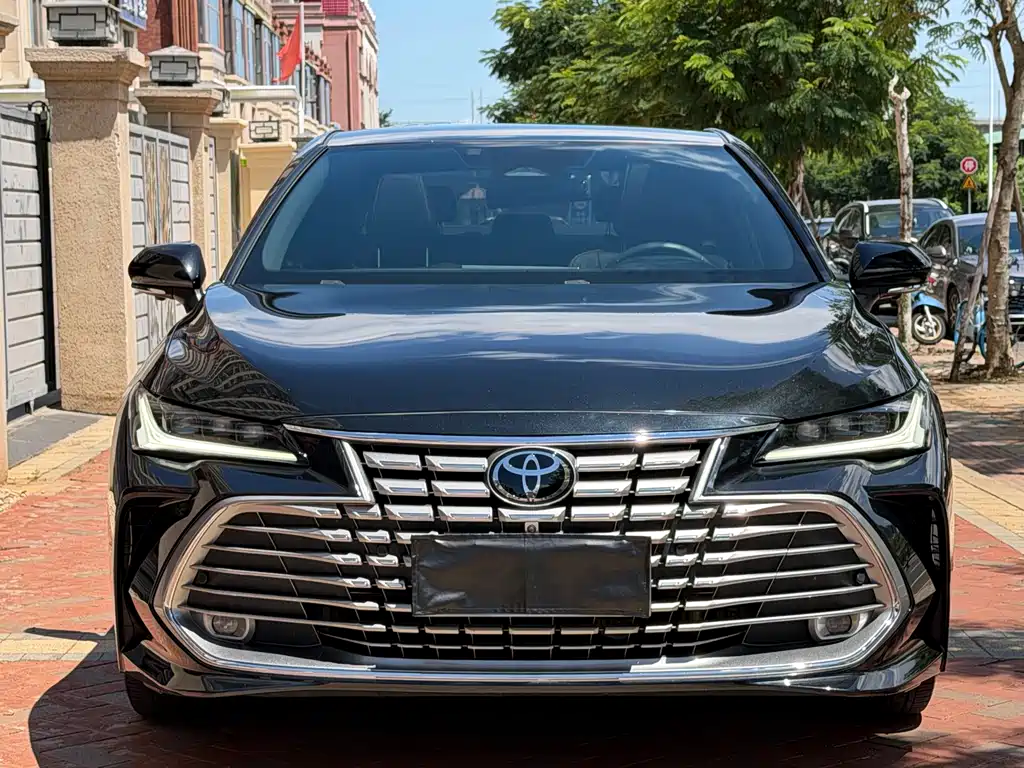 Toyota Avalon — миниатюра 2