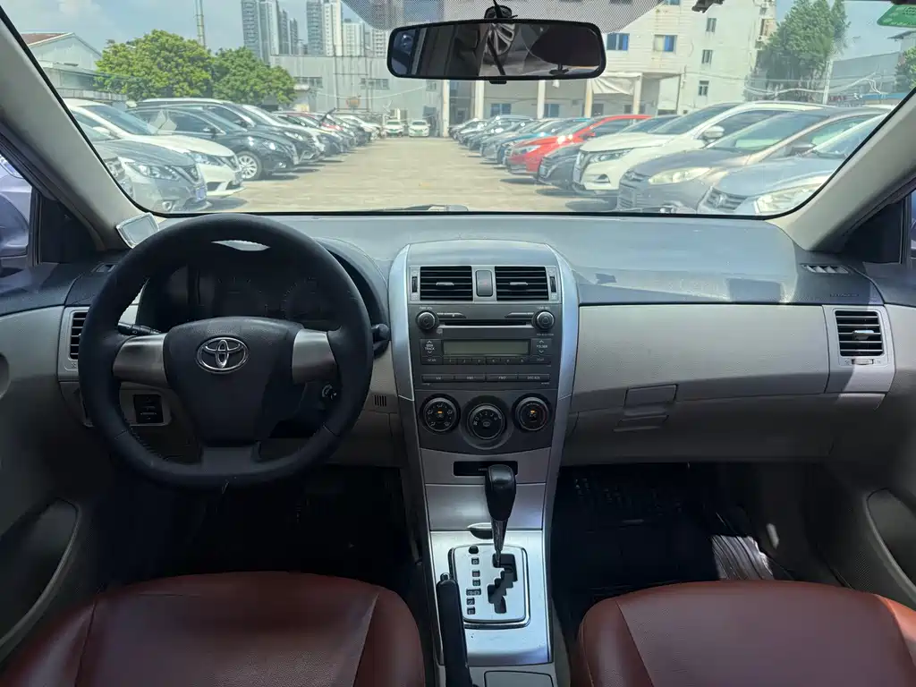 Toyota Corolla — миниатюра 7