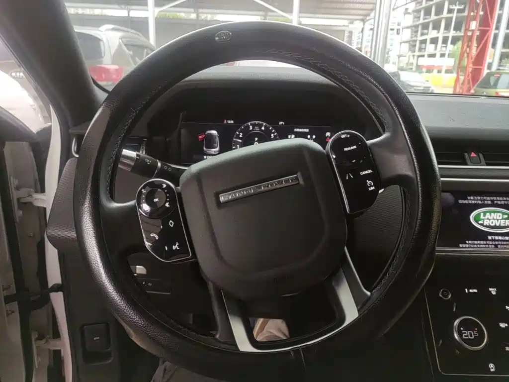 Land Rover Evoque — миниатюра 11
