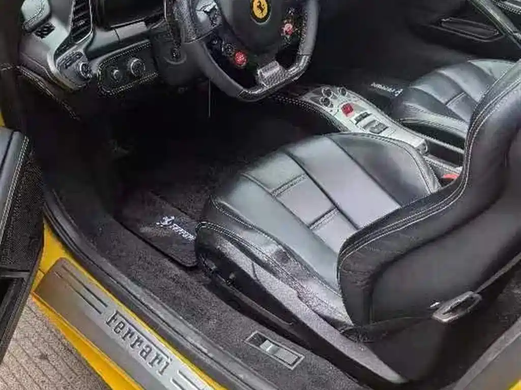 Ferrari 458 2013 4.5L Spider