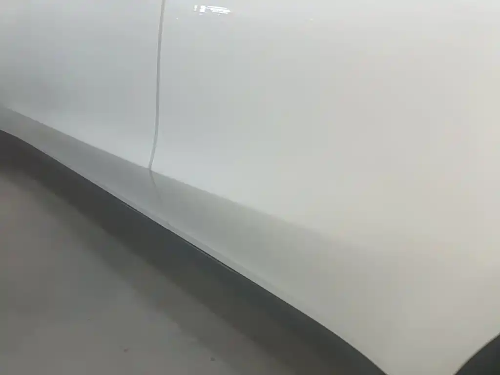 Tesla Model Y — миниатюра 22