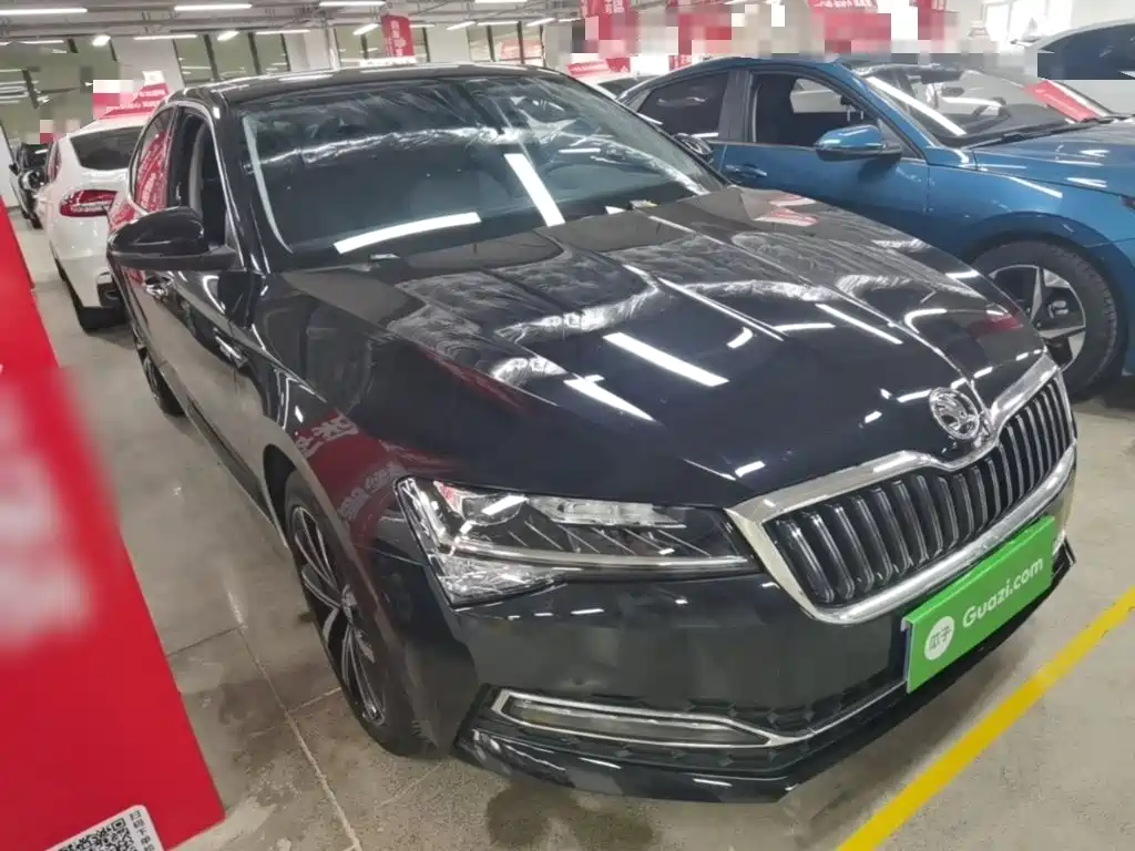 Skoda Superb — миниатюра 4