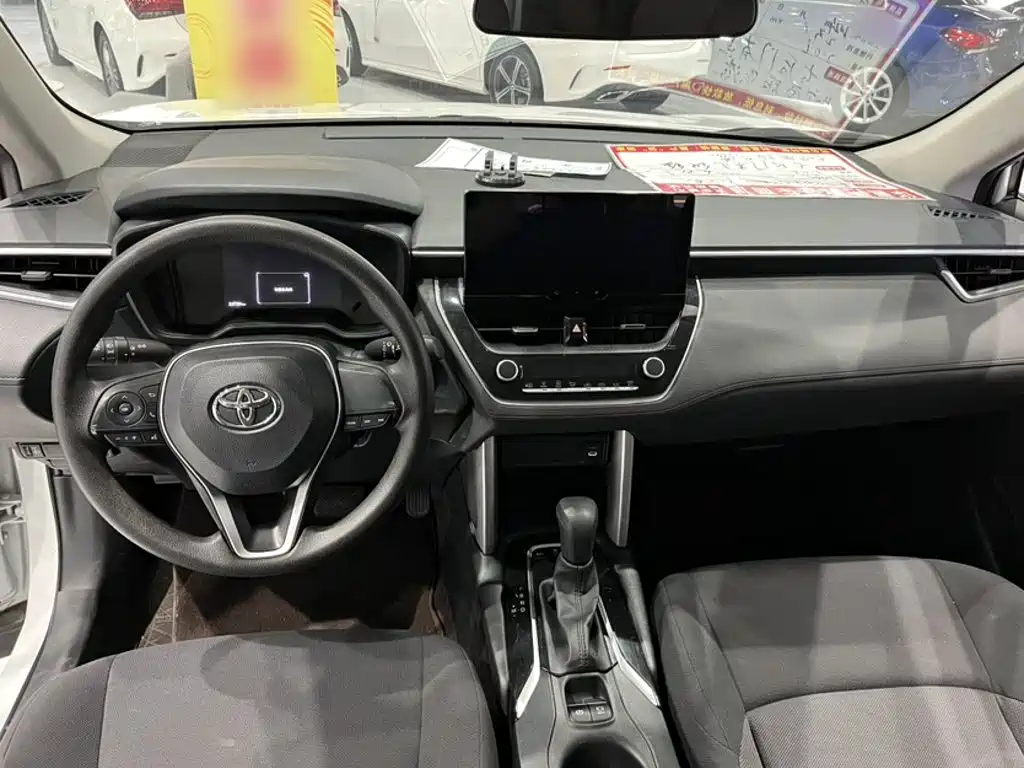 Toyota Frontlander — миниатюра 17