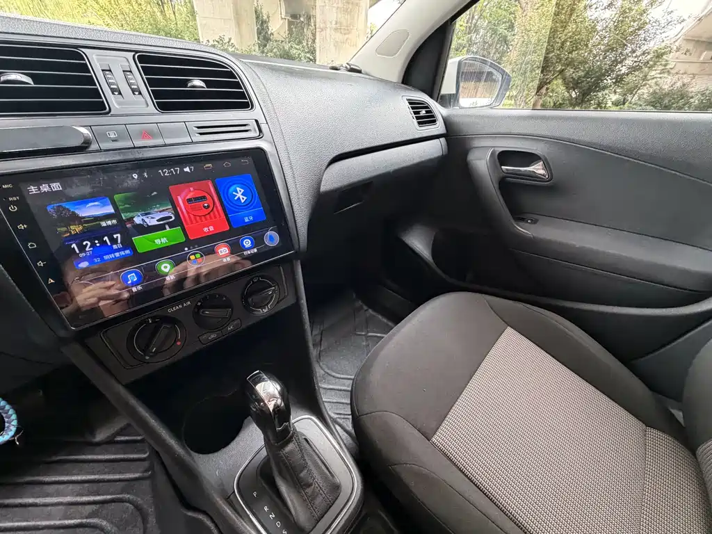 Volkswagen Polo — миниатюра 18