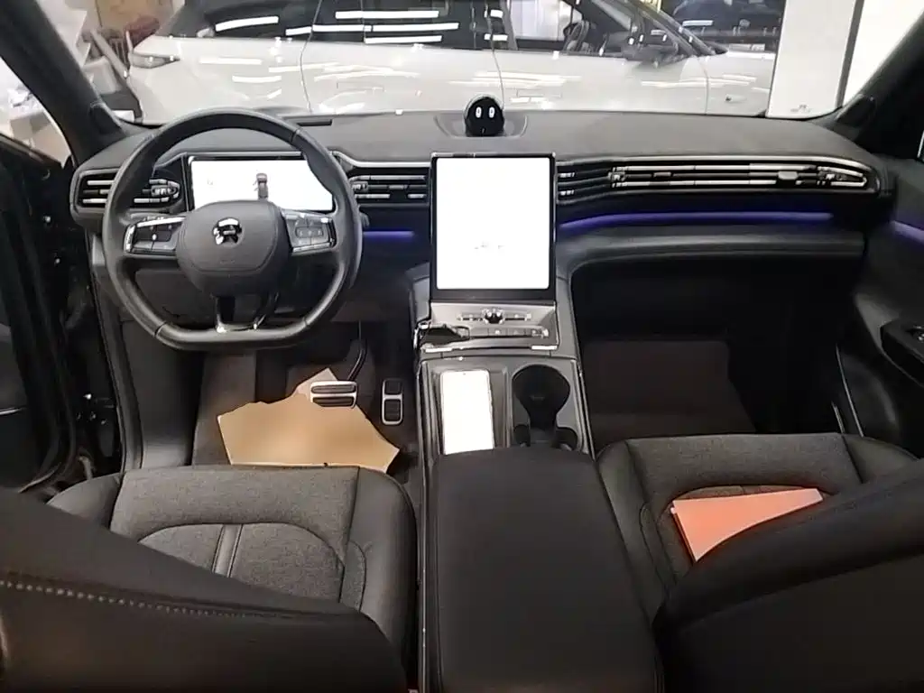 NIO EC6 — миниатюра 10