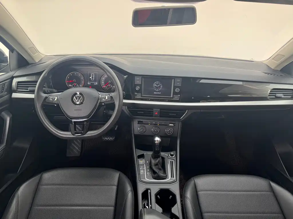 Volkswagen Lavida — миниатюра 5